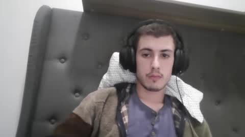 Snapshot of charismaticcharm chatting on 01.31.25 charismaticcharm online show from 01.31.25