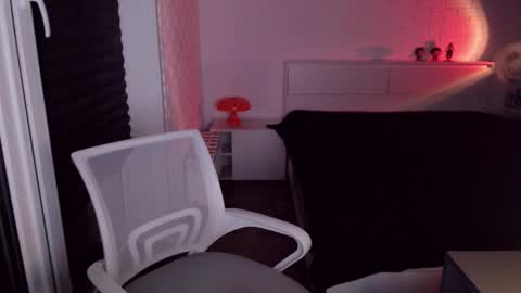 Snapshot of charleshanson69 chatting on 09.12.25 charleshanson69 online show from 09.12.25