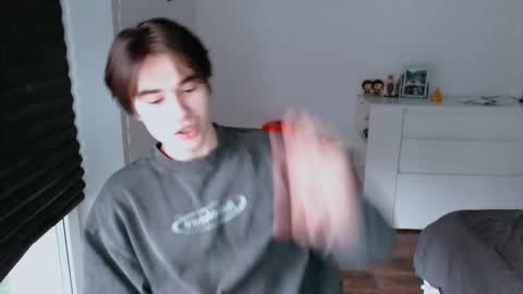 Snapshot of charleshanson69 chatting on 10.24.25 charleshanson69 online show from 10.24.25