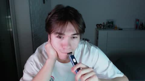 Snapshot of charleshanson69 chatting on 10.29.25 charleshanson69 online show from 10.29.25