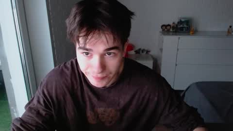 Snapshot of charleshanson69 chatting on 11.15.25 charleshanson69 online show from 11.15.25