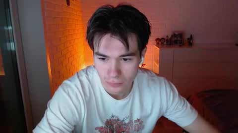 Snapshot of charleshanson69 chatting on 11.30.25 charleshanson69 online show from 11.30.25