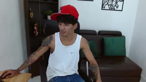 Snapshot of charlie_oconnor chatting on 02.12.25 Charlie oconnor online show from 02.12.25