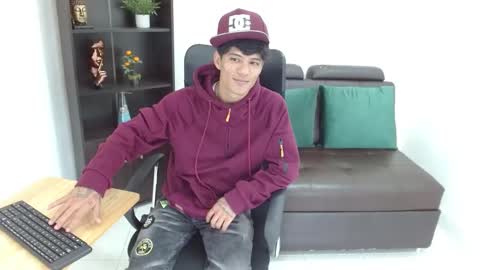 Snapshot of charlie_oconnor chatting on 02.13.25 Charlie oconnor online show from 02.13.25