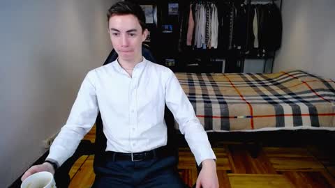 Snapshot of charlieseyer chatting on 02.19.25 carlos reyes online show from 02.19.25