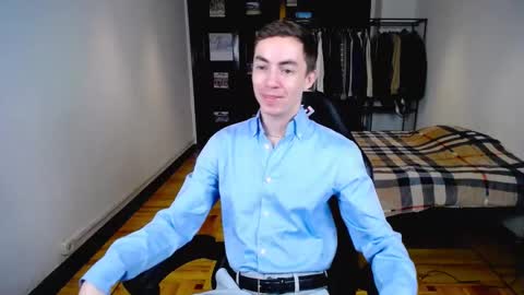 Snapshot of charlieseyer chatting on 02.26.25 carlos reyes online show from 02.26.25