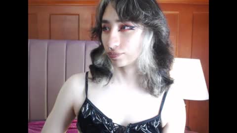 Snapshot of charlothe_dumont chatting on 07.09.26 charlothe_dumont online show from 07.09.26