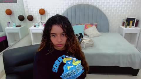 Snapshot of charlotte_0309 chatting on 01.06.25 charlotte online show from 01.06.25