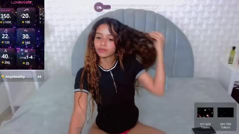 Snapshot of charlotte_0309 chatting on 01.27.25 charlotte online show from 01.27.25