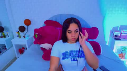 Snapshot of charlotte_0309 chatting on 10.30.25 charlotte online show from 10.30.25