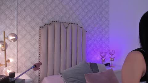   Charlotte  online show from 01.12.25