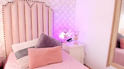   Charlotte  online show from 01.13.25