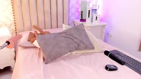   Charlotte  online show from 02.17.25