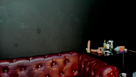 Snapshot of charlotte_brown_1 chatting on 01.06.25 CHARLOTTE BROWN online show from 01.06.25