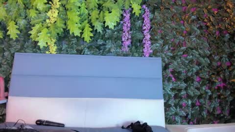 Snapshot of charlotte_brown_1 chatting on 01.31.25 CHARLOTTE BROWN online show from 01.31.25