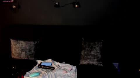 Snapshot of charlotte_brown_1 chatting on 02.24.25 CHARLOTTE BROWN online show from 02.24.25