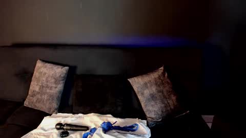 Snapshot of charlotte_brown_1 chatting on 03.12.25 CHARLOTTE BROWN online show from 03.12.25