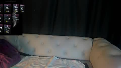 Snapshot of charlotte_brown_1 chatting on 09.17.25 CHARLOTTE BROWN online show from 09.17.25