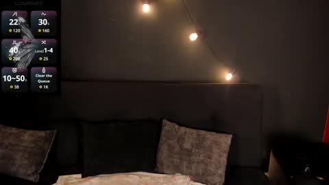 Snapshot of charlotte_brown_1 chatting on 09.18.25 CHARLOTTE BROWN online show from 09.18.25