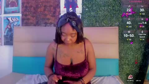 Snapshot of charlotte_brown_1 chatting on 10.31.25 CHARLOTTE BROWN online show from 10.31.25