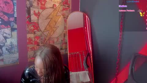 Snapshot of charlotte_brown_1 chatting on 11.12.25 CHARLOTTE BROWN online show from 11.12.25