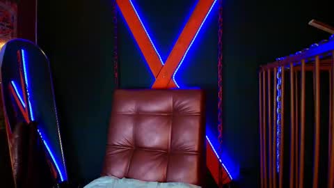 Snapshot of charlotte_brown_1 chatting on 12.02.25 CHARLOTTE BROWN online show from 12.02.25