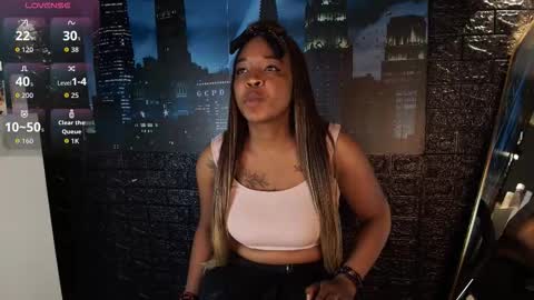 Snapshot of charlotte_brown_1 chatting on 12.15.25 CHARLOTTE BROWN online show from 12.15.25