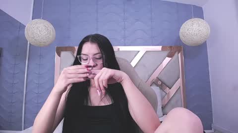 Charlotte colee online show from 12.02.24