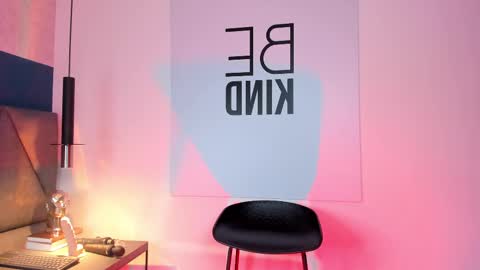 Charlotte online show from 02.09.25