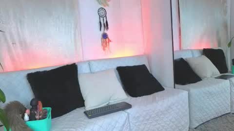 Charlotte online show from 10.17.25