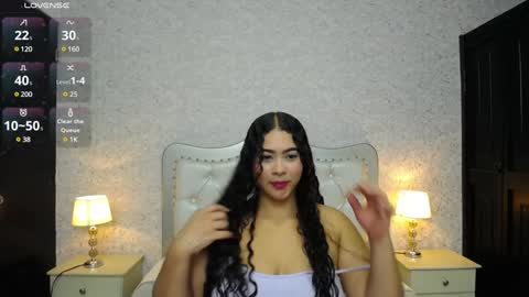 Snapshot of charlotte_gonsalez chatting on 12.09.24 Charlotte online show from 12.09.24
