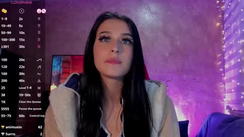 Snapshot of charlotte_greys chatting on 03.08.25 Charlotte online show from 03.08.25