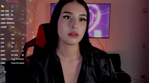 Snapshot of charlotte_greys chatting on 09.08.25 Charlotte online show from 09.08.25