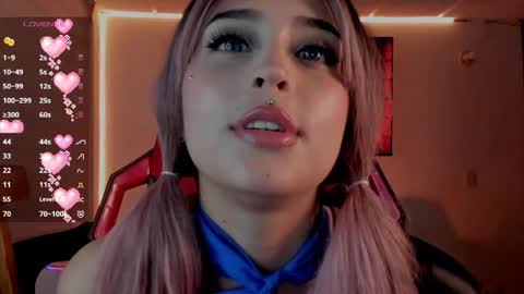 Snapshot of charlotte_greys chatting on 11.20.25 Charlotte online show from 11.20.25