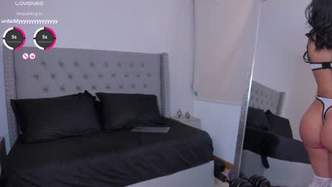 Charlotte online show from 01.02.25