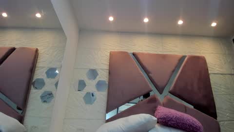 Charlotte Icee online show from 12.24.24