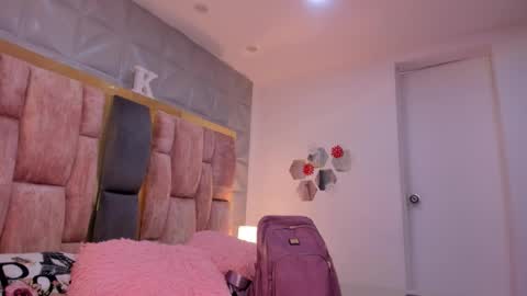 Snapshot of charlotte_icee chatting on 02.07.26 Charlotte Icee online show from 02.07.26