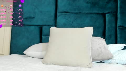 Charlotte Mayers online show from 12.24.24