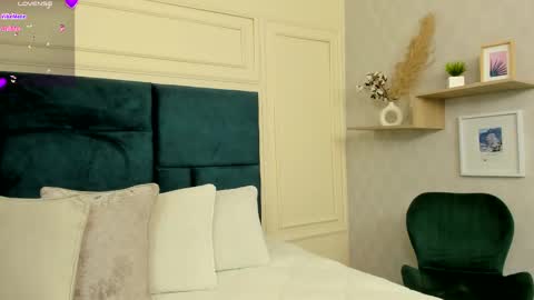 Charlotte Mayers online show from 02.18.25