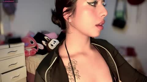 Charlotte online show from 11.10.25