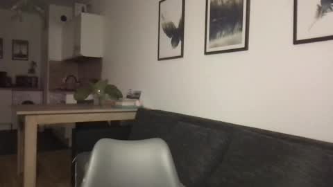 Charlotte Roche online show from 01.22.25