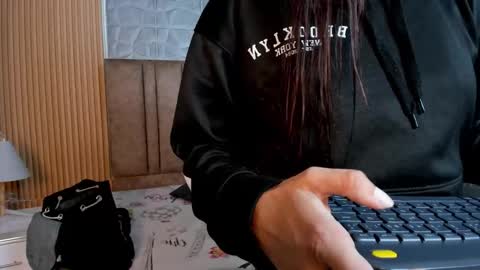 Snapshot of charlotte_whitee1 chatting on 02.17.26 Charlotte Everyday From 0700 to 1300 Col Time online show from 02.17.26