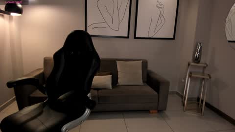 Charlotte online show from 02.06.25