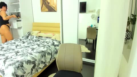 Snapshot of charlottedoll chatting on 02.02.25 Charlotte online show from 02.02.25