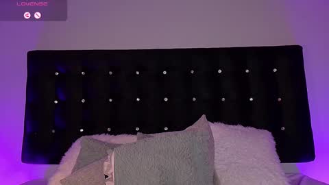 Snapshot of charlotterussel chatting on 02.01.25 charlotterussel online show from 02.01.25