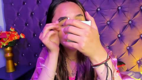 charlottestuart_ online show from 04.05.26