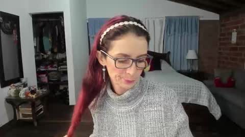 Snapshot of charlottewillson chatting on 11.16.25 Charlotte online show from 11.16.25