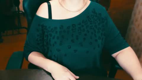 CharlotteXTasty online show from 12.06.24