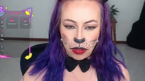 Snapshot of charlottezoe1 chatting on 10.02.25 charlottezoe online show from 10.02.25