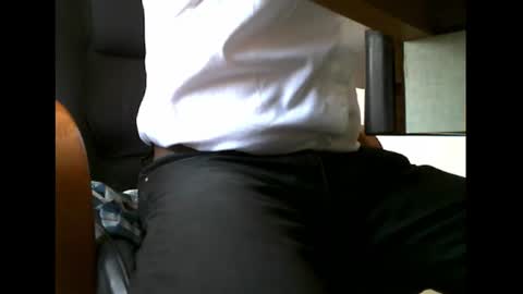 Snapshot of charly052 chatting on 02.19.25 charly052 online show from 02.19.25